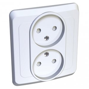 Фото Schneider Electric Этюд PC16-006B Розетка двойная со шторками (16 А, в сборе, скрытая установка, белая)