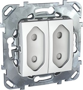 Фото Schneider Electric Unica MGU5.3131.18ZD Розетка двойная со шторками (10 А, под рамку, скрытая установка, белая)