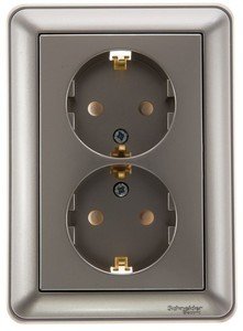 Фото Schneider Electric W59 RS16-255-48 Розетка двойная с заземляющим контактом (16 А, в сборе, шторки, скрытая установка, шампань)
