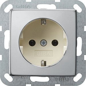 Фото Gira System55 0466615 Розетка с заземляющим контактом (16 А, под рамку, скрытая установка, хром-кремовый)