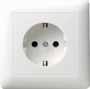 Фото Gira System55 044027 Розетка с заземляющим контактом (16 А, в сборе, скрытая установка, белая матовая)