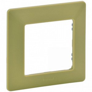 Фото Legrand Valena Life 754081 Рамка 1-постовая (универсальная, лайм)