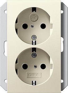 Фото Gira System55 273101 Розетка двойная с заземляющим контактом (16 А, под рамку, шторки, скрытая установка, кремовая глянцевая)