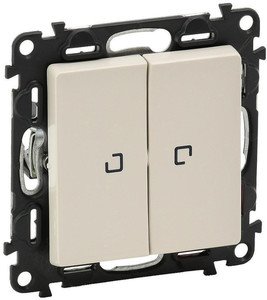 Фото Legrand Valena Life 752528 Выключатель двухклавишный (10 А, под рамку, подсветка, с/у, слоновая кость)