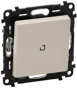 Фото Legrand Valena Life 752526 Переключатель одноклавишный (10 А, под рамку, подсветка, с/у, слоновая кость)