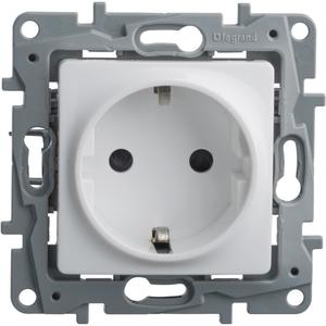 Фото Legrand Etika 672221 Розетка с заземляющим контактом (16 А, под рамку, скрытая установка, белая)
