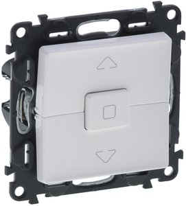 Фото Legrand Valena Life 752430 Выключатель кнопочный для жалюзи (10 А, под рамку, с/у, белый)