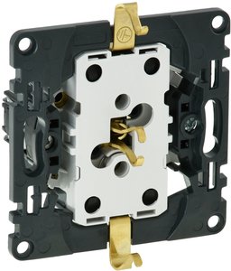 Фото Legrand In'Matic 753031 Розетка двойная с заземляющим контактом (16 А, механизм, шторки, скрытая установка)