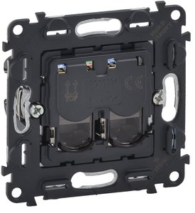 Фото Legrand In'Matic 753045 Розетка компьютерная (2xRJ45, cat.6a, UTP, механизм, скрытая установка)
