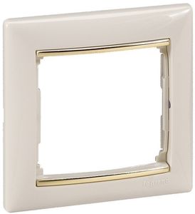 Фото Legrand Valena 774151 Рамка 1-постовая (универсальная, слоновая кость/золотой штрих)