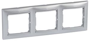 Фото Legrand Valena 770153 Рамка 3-постовая (универсальная, алюминий)