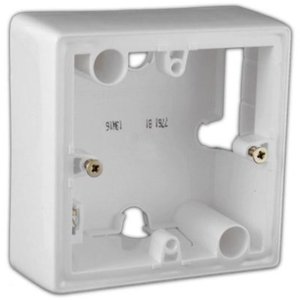Фото Legrand Valena 776181 Установочная коробка (белая)