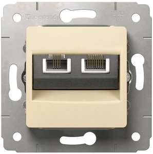 Фото Legrand Cariva 773740 Розетка комбинированная (RJ11+RJ45, под рамку, скрытая установка, слоновая кость)