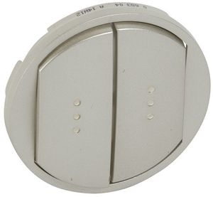 Фото Legrand Celiane 068304 Клавиша двойная (с возм. подсветки, титан)