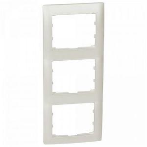 Фото Legrand DIY Galea Life 696996 Рамка 3-постовая (вертикальная, жемчуг)