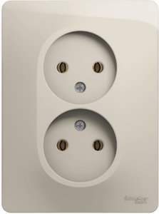 Фото Schneider Electric Glossa GSL000920 Розетка двойная (16 А, IP20, под рамку, скрытая установка, молочная)