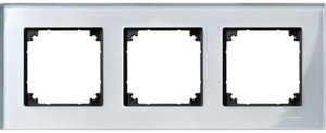 Фото Schneider Electric Merten M-Elegance MTN4030-3260 Рамка 3-постовая (универсальная, алмаз)