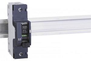 Фото Schneider Electric Acti 9 18706 Автоматический выключатель однополюсный 16А (36 кА, C)