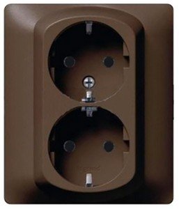Фото Legrand Galea Life 771233 Розетка двойная с заземляющим контактом (16 А, в сборе, шторки, автом. клеммы, скрытая установка, dark bronze)