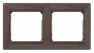Фото Legrand Valena 770002 Рамка 2-постовая (универсальная, модерн)