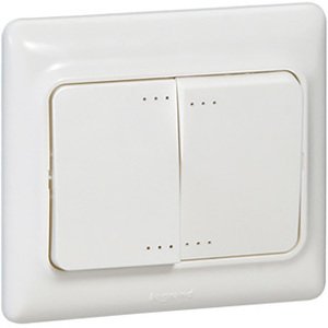 Фото Legrand Kaptika 782102 Выключатель двухклавишный (10 А, в сборе, скрытая установка, белый)