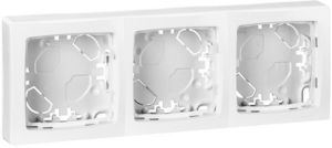 Фото Legrand Oteo 086093 Установочная коробка тройная (белая)