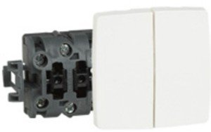 Фото Legrand Oteo 086120 Переключатель двойной проходной (10 А, под коробку, открытая установка, белый)