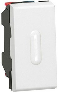 Фото Legrand Mosaic 077032 Выключатель кнопочный перекрестный (6 А, подсветка, 1 модуль, под рамку, с/у, белый)