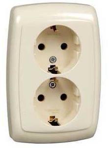 Фото Schneider Electric Рондо RS16-228-SI Розетка двойная с заземляющим контактом (16 А, IP20, в сборе, скрытая установка, слоновая кость)