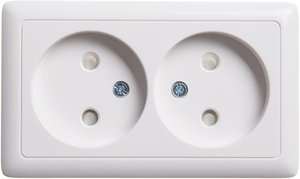 Фото Schneider Electric Хит RA16-233-B Розетка двойная (16 А, IP20, в сборе, открытая установка, шторки, белая)