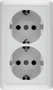 Фото Schneider Electric Хит RA16-238-B Розетка двойная с заземляющим контактом (16 А, IP20, в сборе, открытая установка, белая)