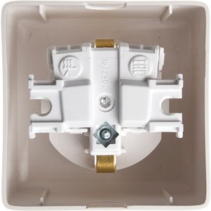 Фото Schneider Electric Хит RA16-138-B Розетка одинарная с заземляющим контактом (16 А, IP20, в сборе, открытая установка, шторки, белая)