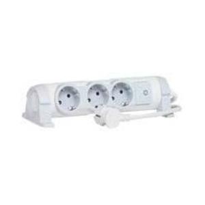 Фото Legrand 694622 "Комфорт" Сетевой фильтр 3-местный 3 м (с/з, 16 А, 3500 Вт, фиксируемый поворотный блок)