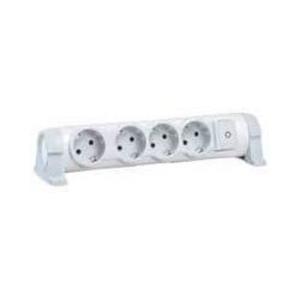 Фото Legrand 694629 "Комфорт" Сетевой фильтр 4-местный без шнура (с/з, 16 А, 3500 Вт, фиксируемый поворотный блок)