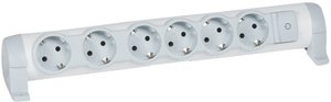 Фото Legrand 694639 "Комфорт" Сетевой фильтр 6-местный без шнура (с/з, 16 А, 3500 Вт, фиксируемый поворотный блок)