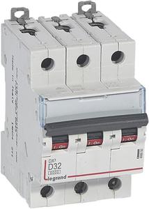 Фото Legrand DX3 408092 Автоматический выключатель трехполюсный 32А (10 кА, D)