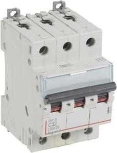 Фото Legrand DX3-E 407294 Автоматический выключатель трехполюсный 32А (6 кА, C)
