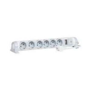 Фото Legrand ''Комфорт и безопасность'' 694646 Сетевой фильтр 6-местный 1.5 м (16 А, з/к, с молниезащитой)