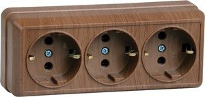 Фото IEK ERO31-K04-16-DC Розетка 3-м ОП Октава 16А РС23-3-ОД с заземл. дуб ИЭК
