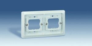 Фото Simon 44 Aqua 4400620-035 Основание 2 поста (горизонтальная, скрытая установка, IP55)