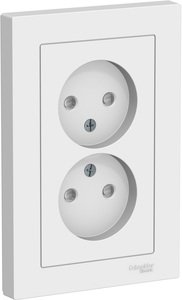 Фото Schneider Electric AtlasDesign ATN000122 Розетка двойная без заземляющего контакта (16 А, в сборе, шторки, скрытая установка, белая)