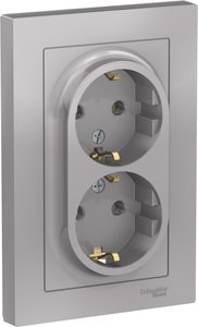 Фото Schneider Electric AtlasDesign ATN000324 Розетка двойная с заземляющим контактом (16 А, в сборе, скрытая установка, алюминий)