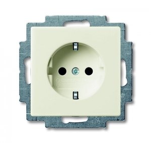 Фото ABB Basic55 2CKA002013A5339 Розетка с заземляющим контактом (16 А, шторки, под рамку, скрытая установка, chalet-белый)