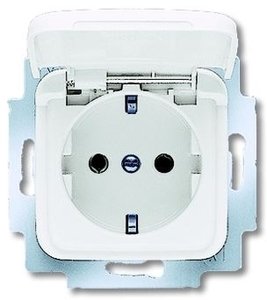 Фото ABB Reflex 2CKA002018A1508 Розетка (16 А, под рамку, крышка, с/у, з/к, альпийский-белый)