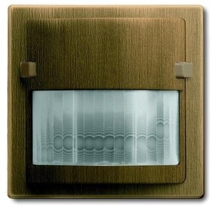 Фото ABB Династия 2CKA006800A2730 Датчик движения с мультилинзой (180°, с/у, античная латунь)