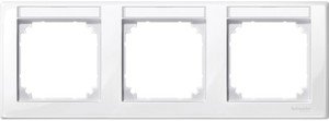 Фото Schneider Electric Merten M-Smart MTN471319 Рамка 3-постовая (горизонтальная, поле для надписи, полярно-белый)