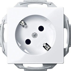 Фото Schneider Electric Merten System M MTN2370-0325 Розетка с заземляющим контактом 45° (16 А, под рамку, шторки, скрытая установка, белая)
