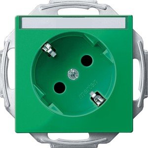 Фото Schneider Electric Merten System M MTN2372-0304 Розетка с заземляющим контактом и полем для написи 45° (16 А, под рамку, шторки, скрытая установка, зеленая)