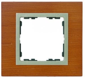 Фото Simon 82 Nature 82917-66 Рамка 1-постовая (дуб)