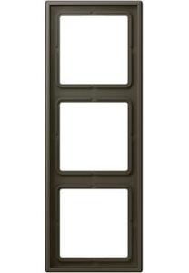 Фото Jung Le Corbusier LC98332140 Рамка 3-постовая (универсальная, ombre naturelle 31)